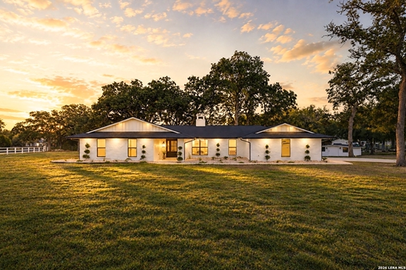 Buying a Home in Boerne: 7 Things to Compare Before You Schedule a Showing