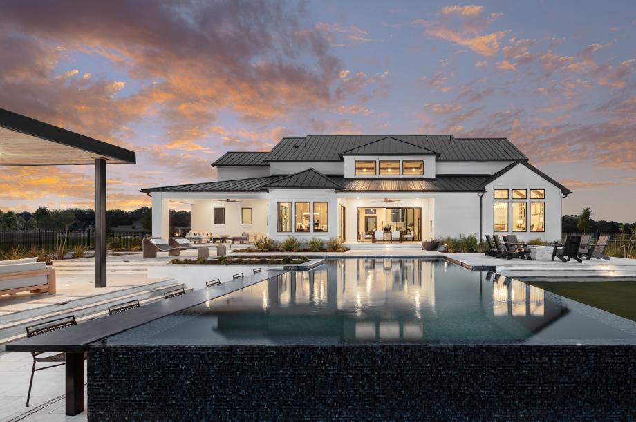 10 Habits That May Be Messing Up Your Home (And How to Fix Them) header image.