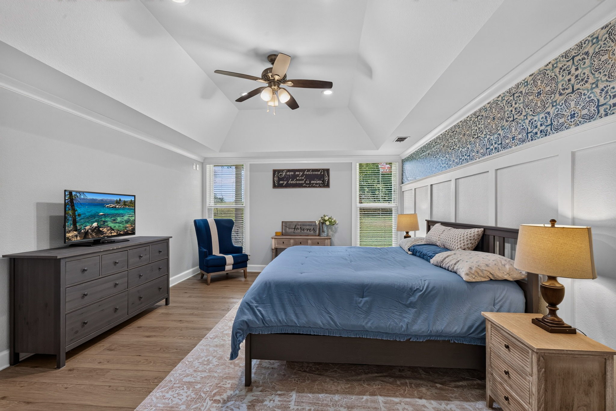 29607 Fairway Bluff Dr Boerne TX Blackjack golf course Tee Box 3 views two-level Trex deck patio mature trees outdoor living