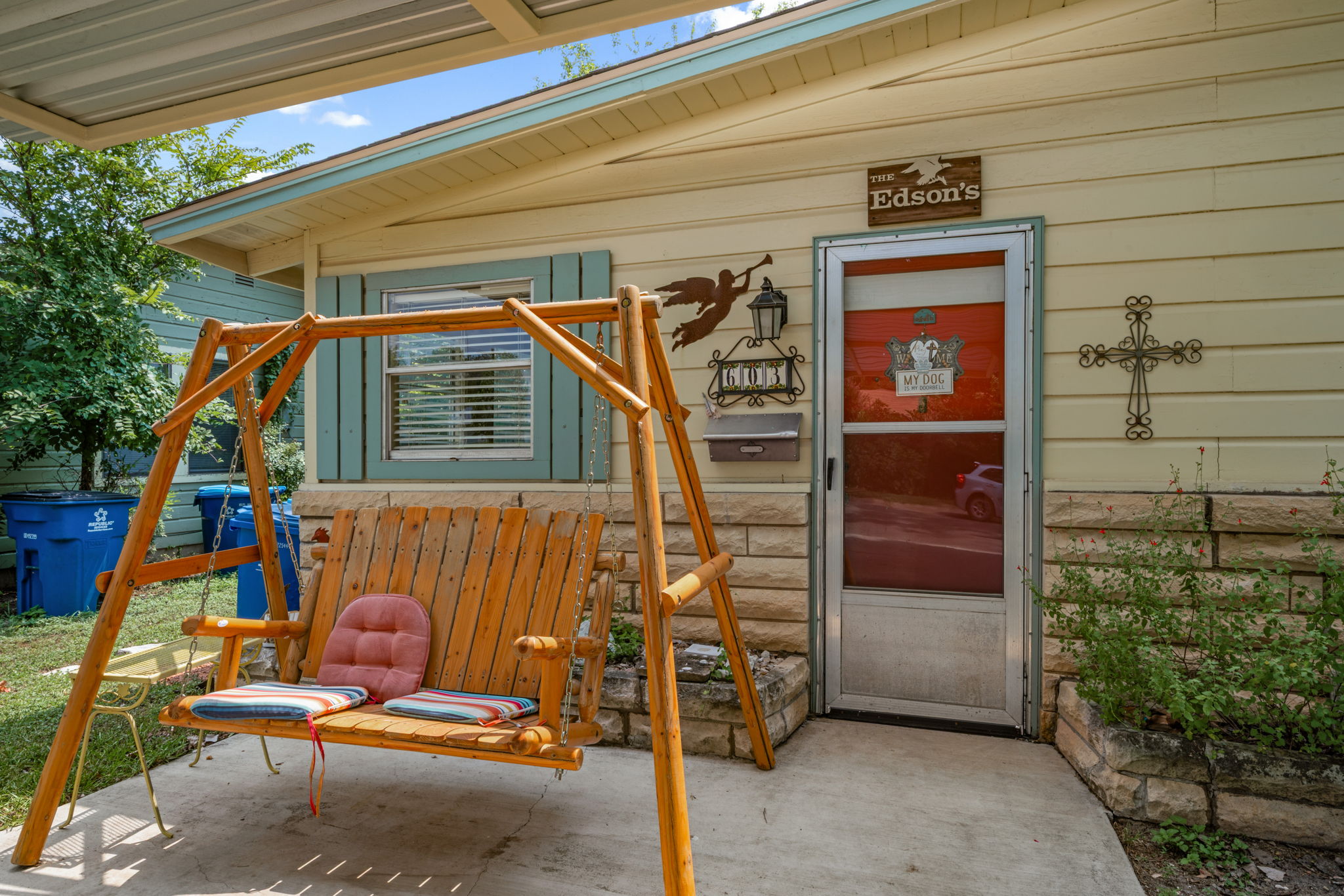 603 Leland St Kerrville TX 78028 charming single-story home with mature trees no HOA featured by Rise Property Group