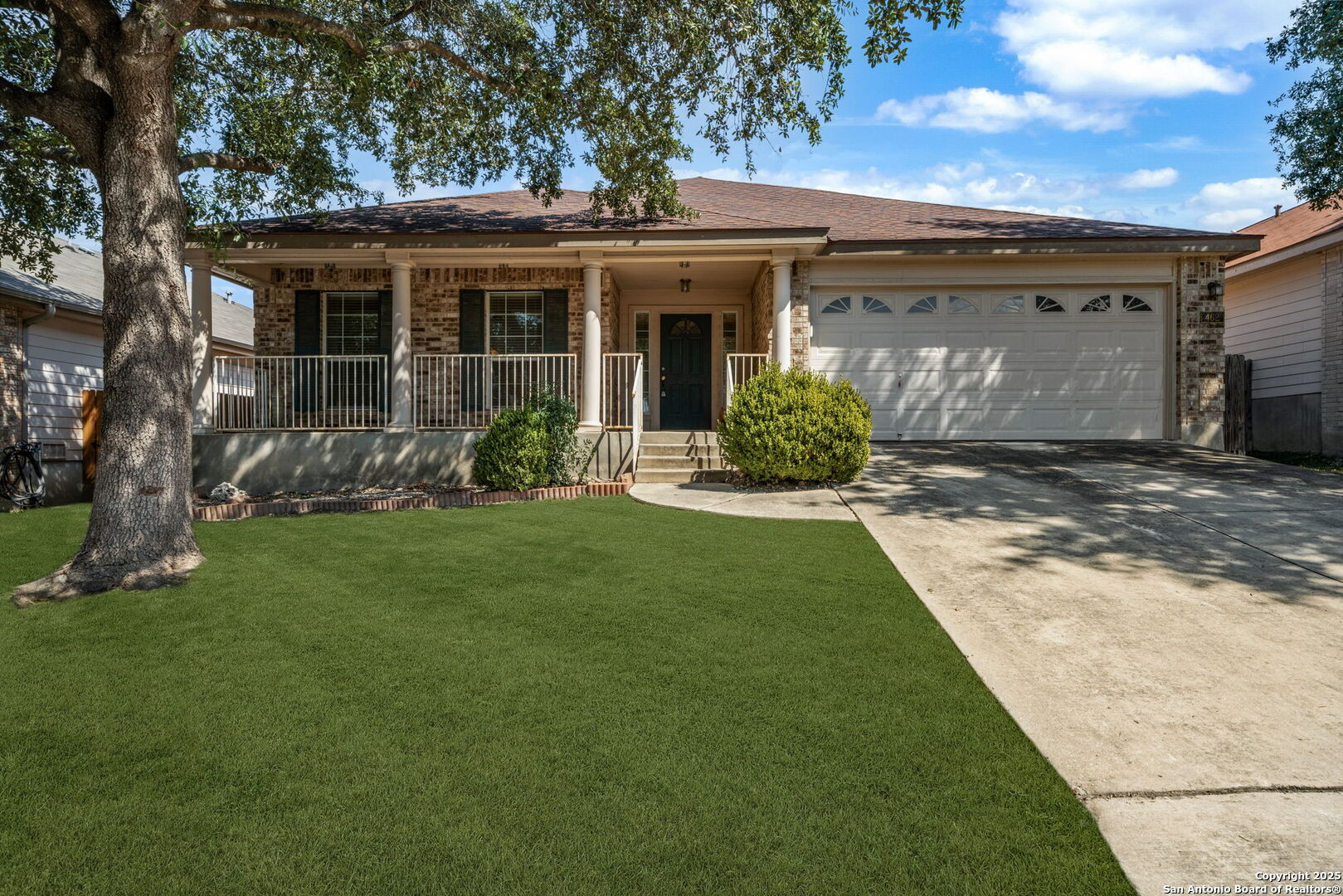 462 Bobcat Hollow San Antonio TX – Elegant Ranch-Style Retreat