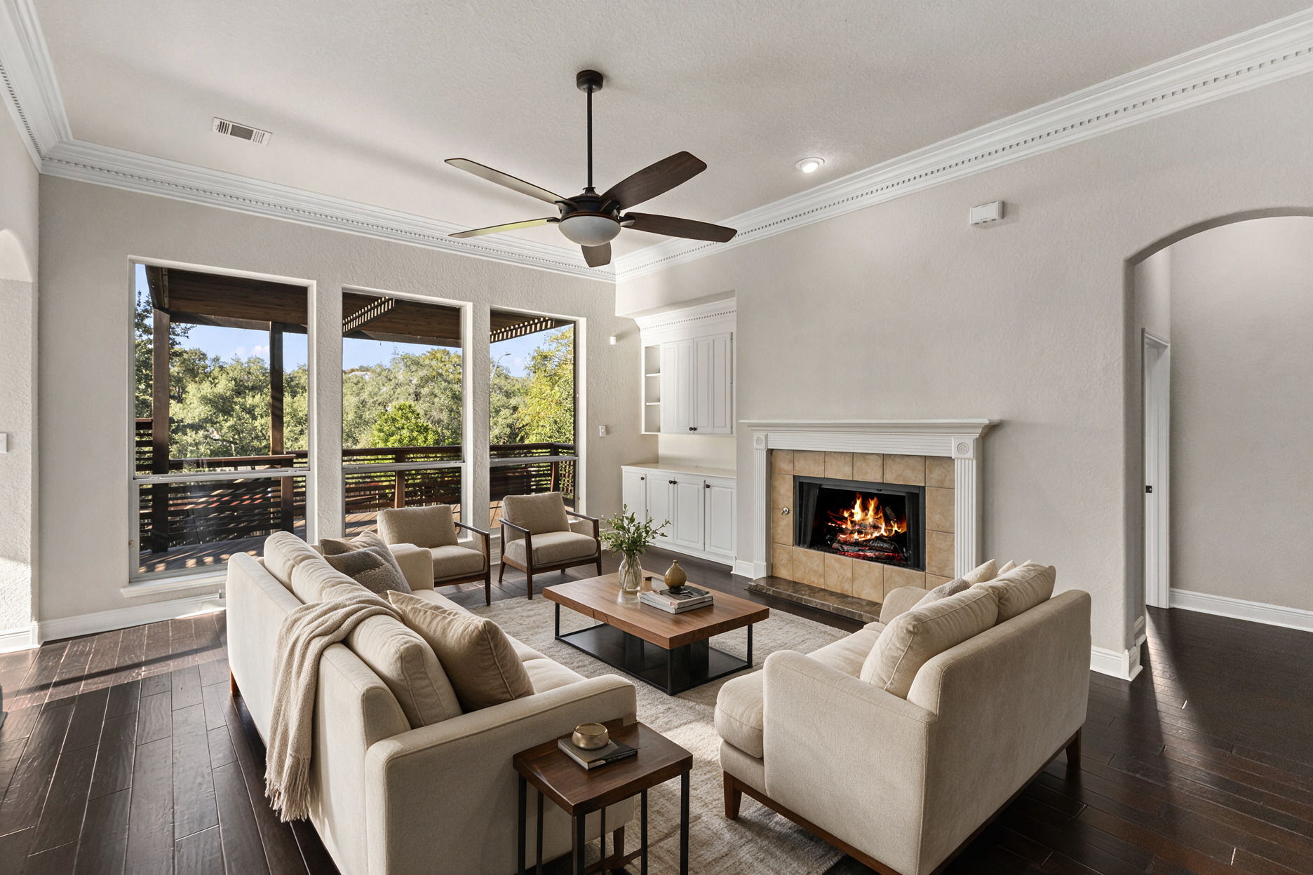 3327 Monarch San Antonio TX deck balcony privacy fence mature trees backyard outdoor living Terraces at Encino Park