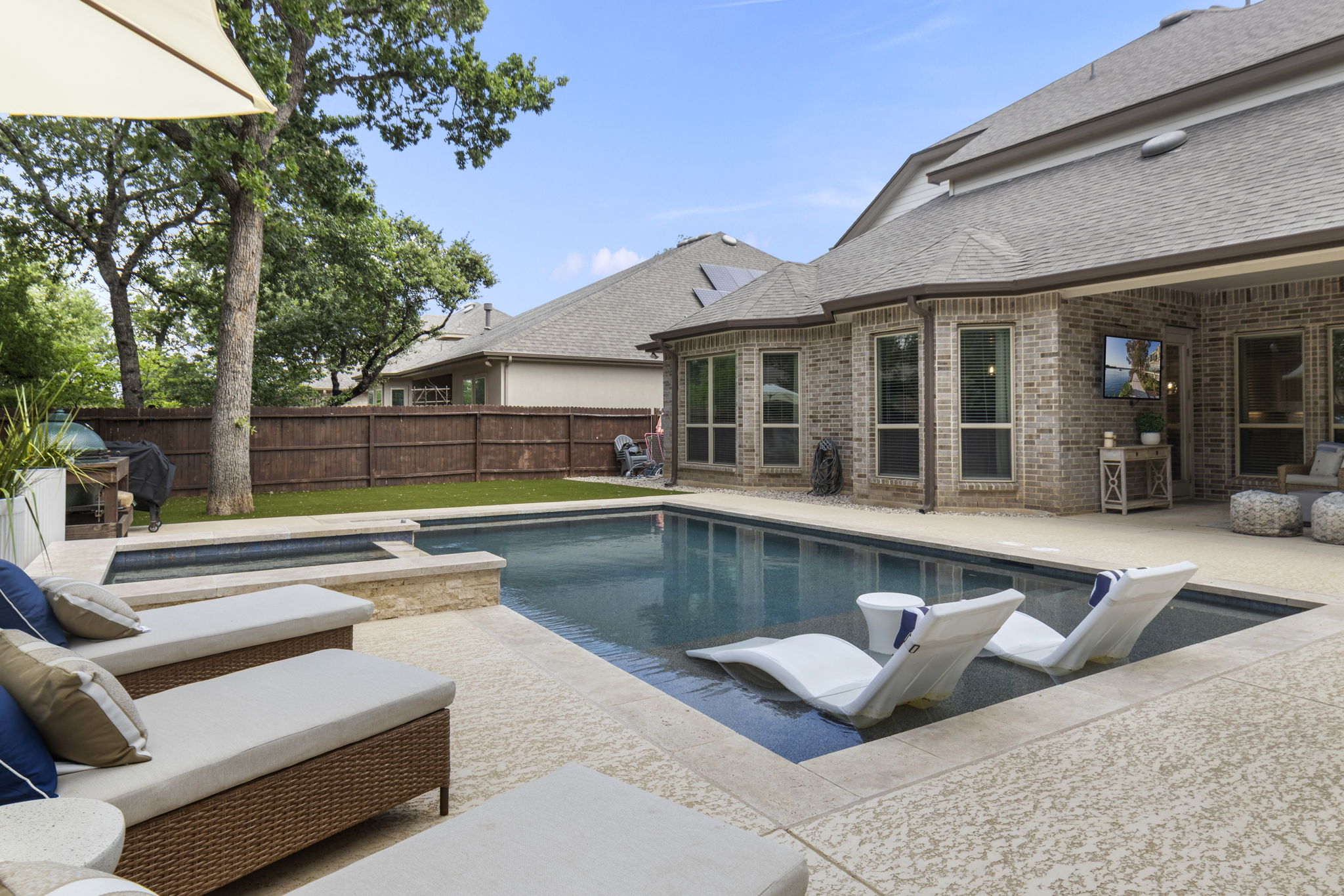 Fallbrook gated community Boerne TX 78015 pool clubhouse amenities Hill Country