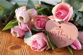 Best Texas Hill Country Wineries for a Mother's Day Wine Tour header image.