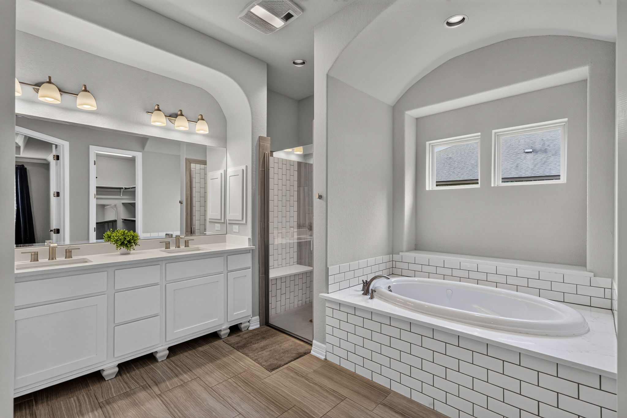 Esperanza community Boerne TX 78006 resort-style pool parks trails Hill Country amenities