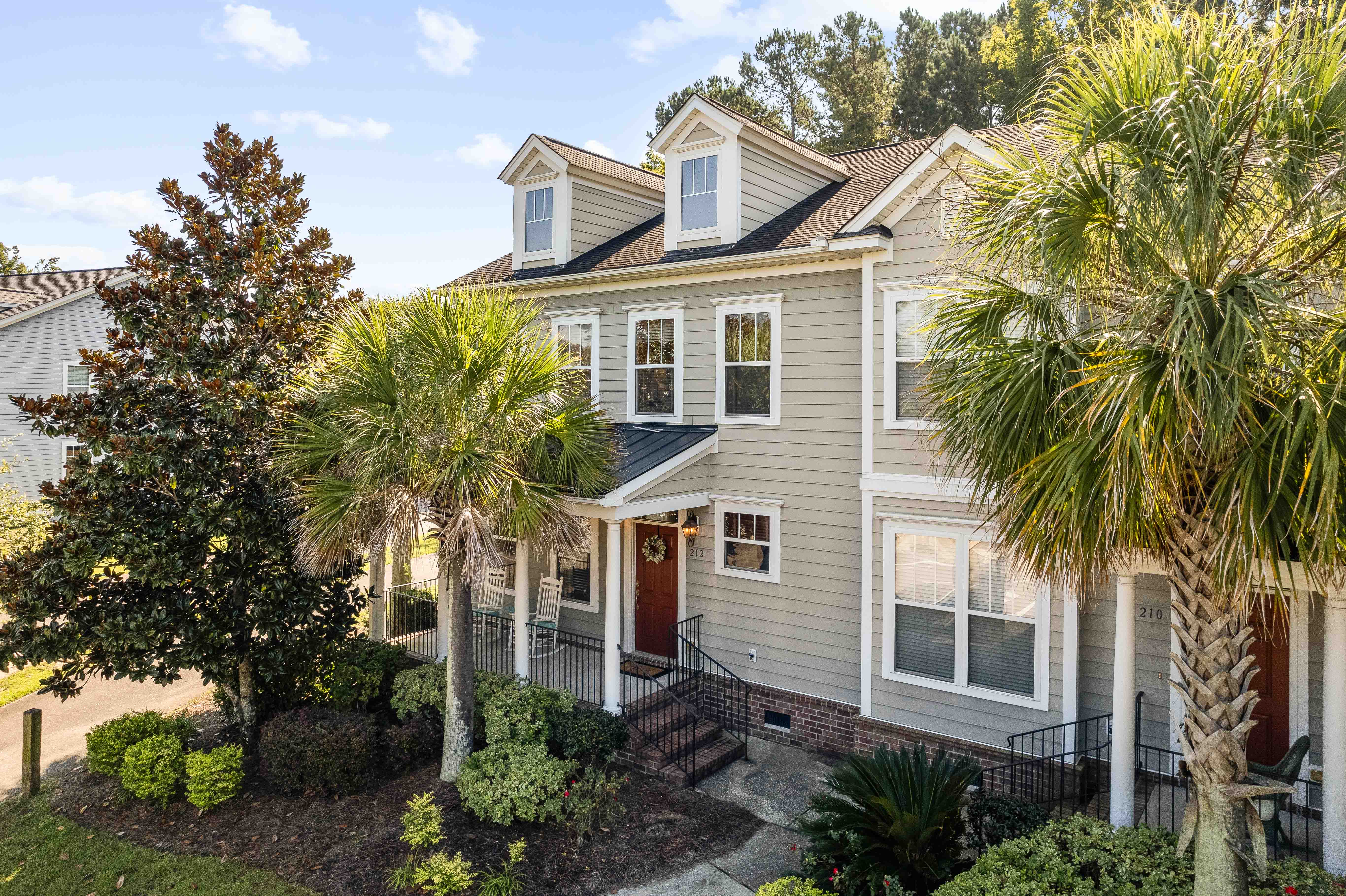 Luxury Living Half a Mile from Historic Downtown Summerville! header image.