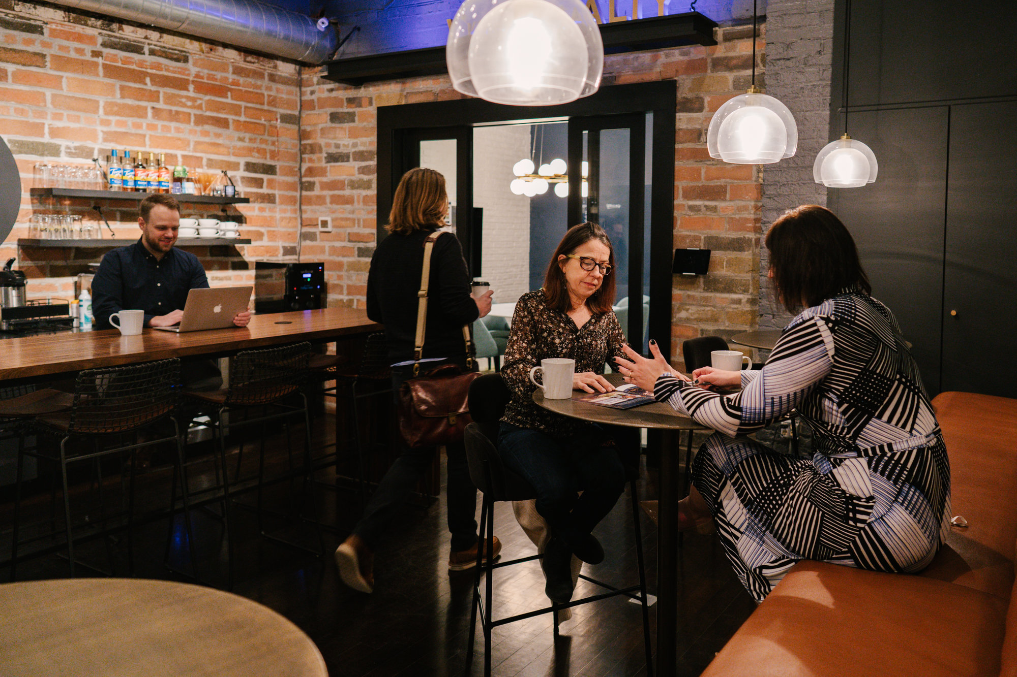 Working with a lender vs. working with a GREAT lender - A Realtor’s® perspective header image.