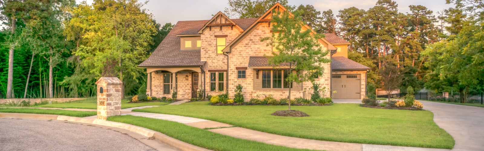 Common Myths When Listing a Home header image.