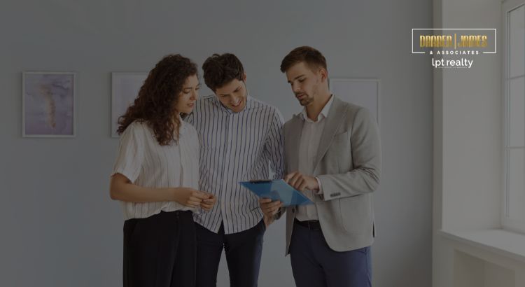 Best Questions to Ask Real Estate Agents About Experience header image.