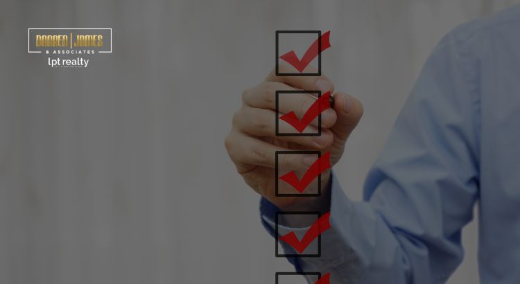 The Ultimate Checklist for Your Summer Final Walk-Through header image.