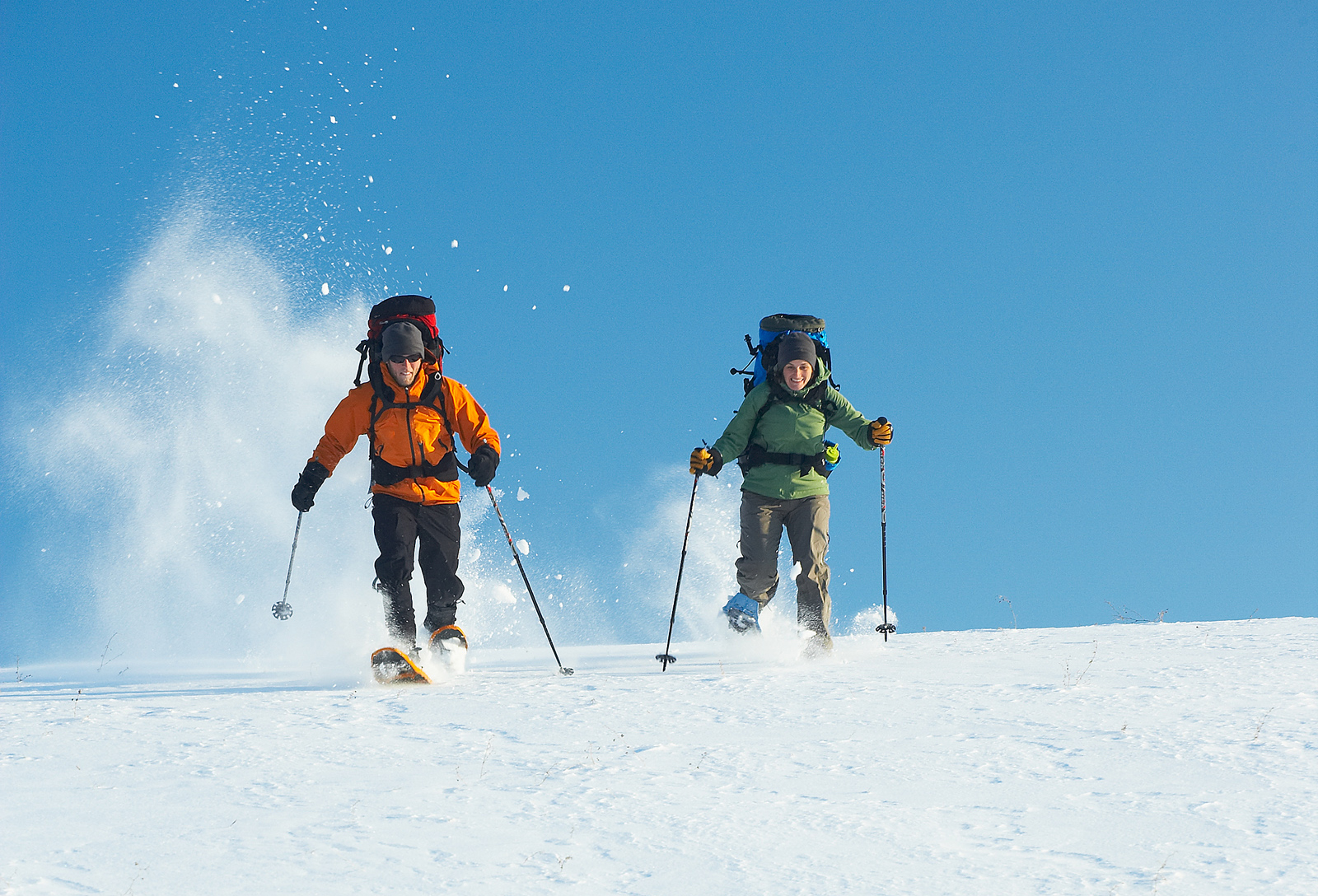 Snowshoeing in New Hampshire header image.