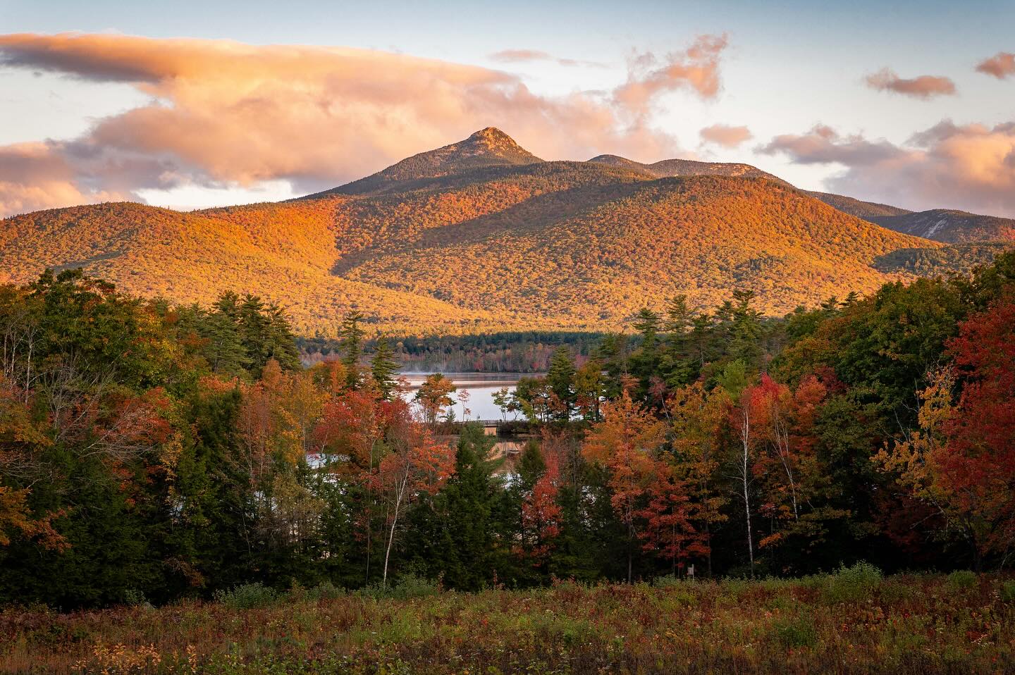 November in Mount Washington Valley header image.