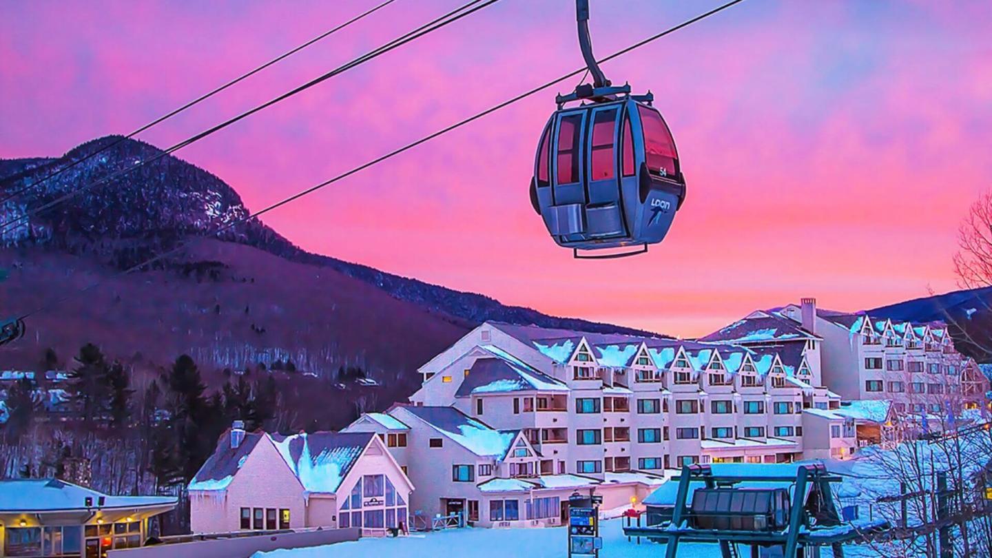 Your Ultimate Guide to Skiing in New Hampshire header image.