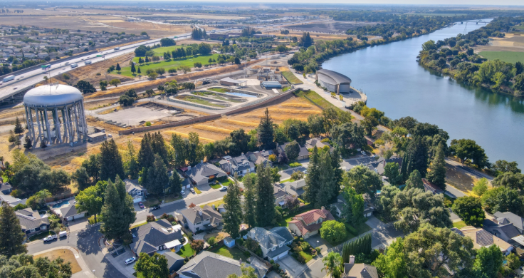 Living in Pocket-Greenhaven, Sacramento: Quiet Living Near the River header image.