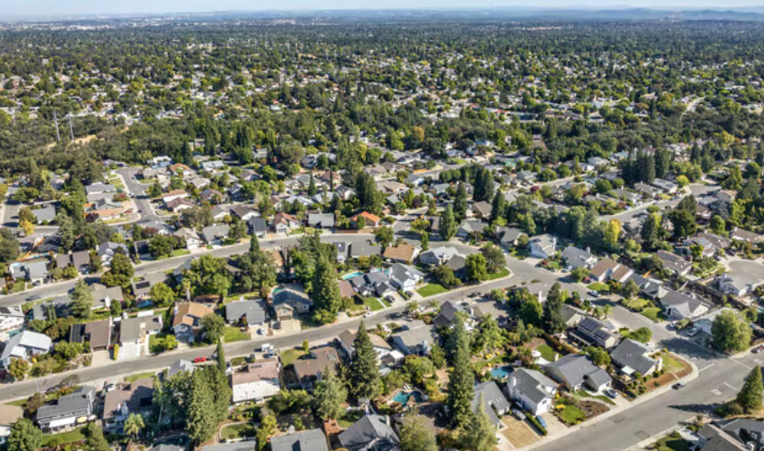 Living in Orangevale, California: Affordable Space and Established Neighborhoods header image.