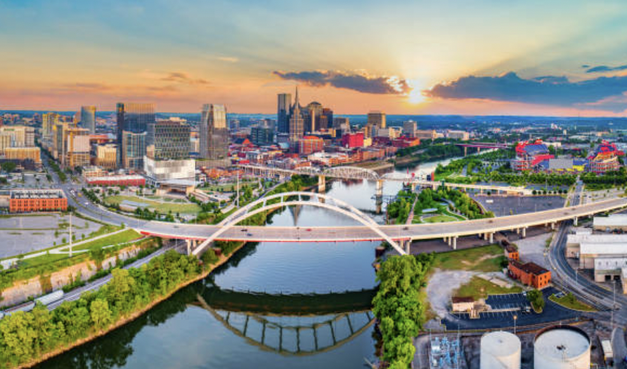 Living in Roseville, California: A Complete Guide for Homebuyers and Sellers header image.