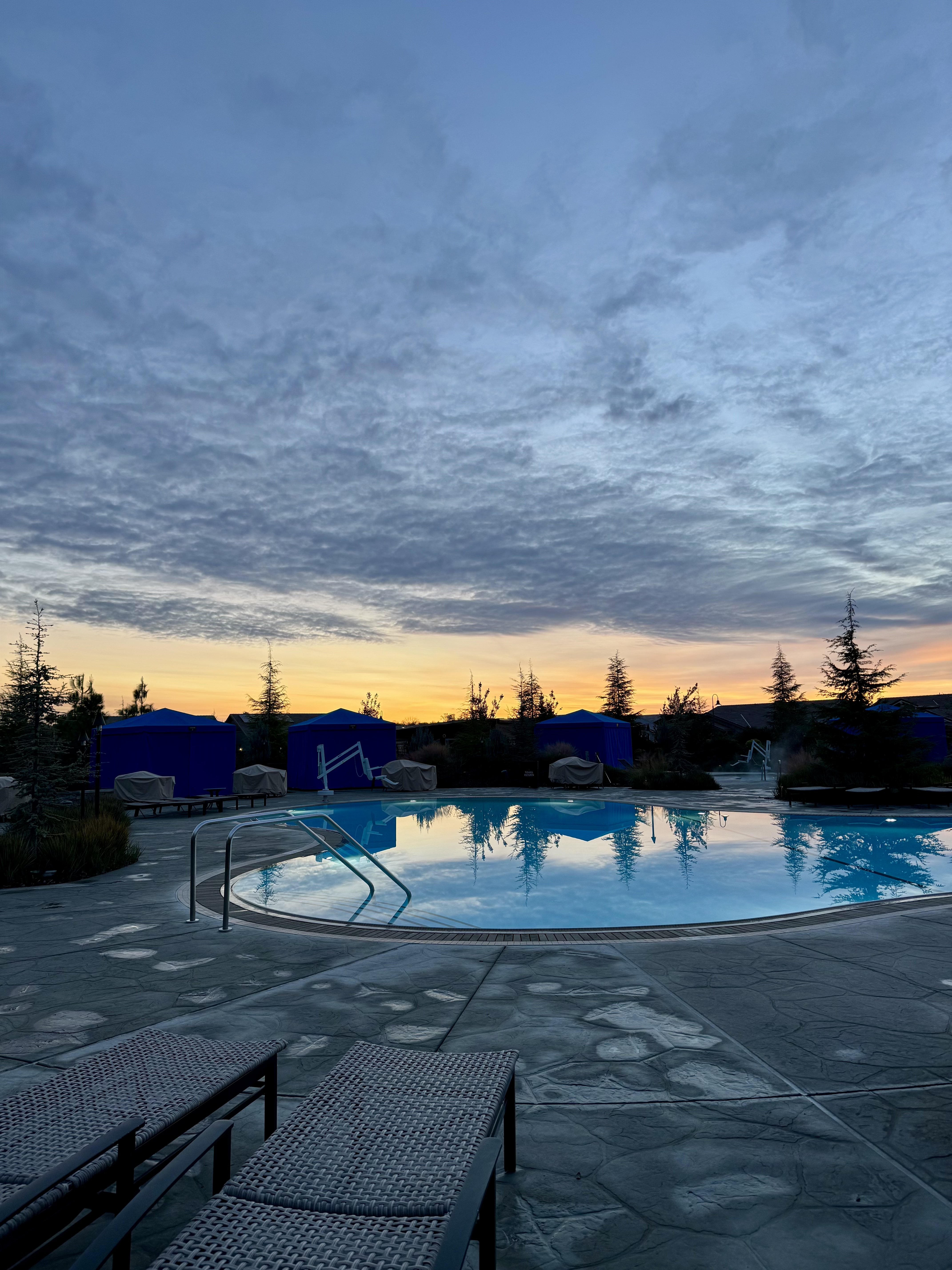 Buying a Home With a Pool in Northern California: What You Should Know header image.