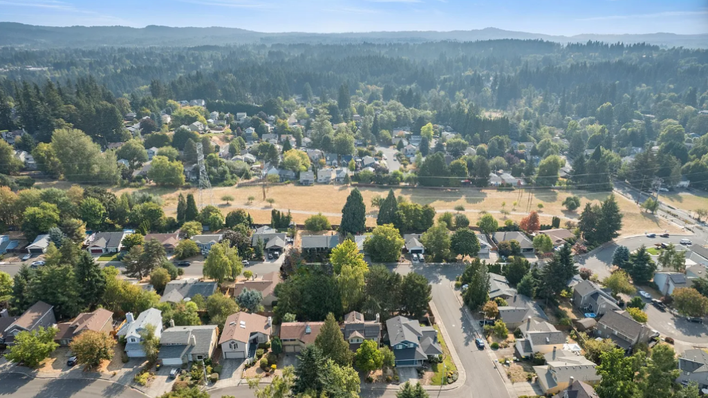 Portland Neighborhoods That Make Downtown Commuting Less of a Headache header image.