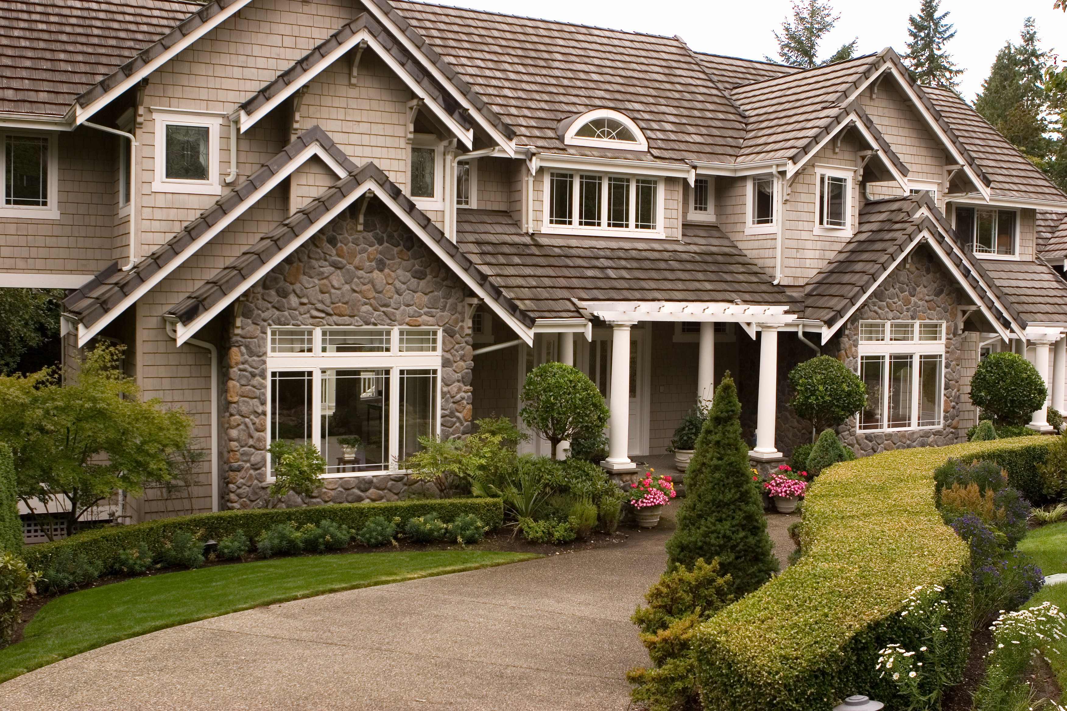 🏡The Hidden Costs of Selling a Luxury Home—And How to Flip Them to Your Advantage header image.