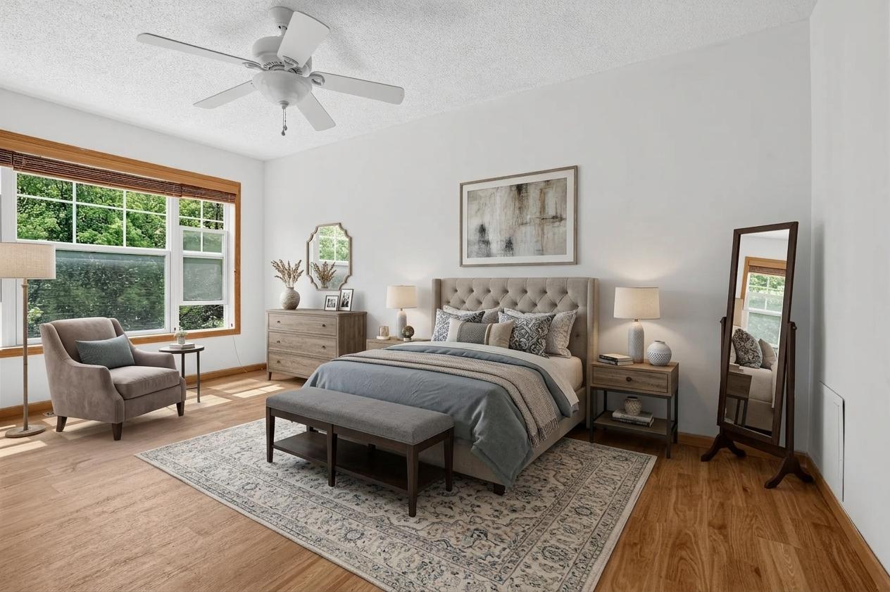 1473 Magnolia Avenue E primary bedroom