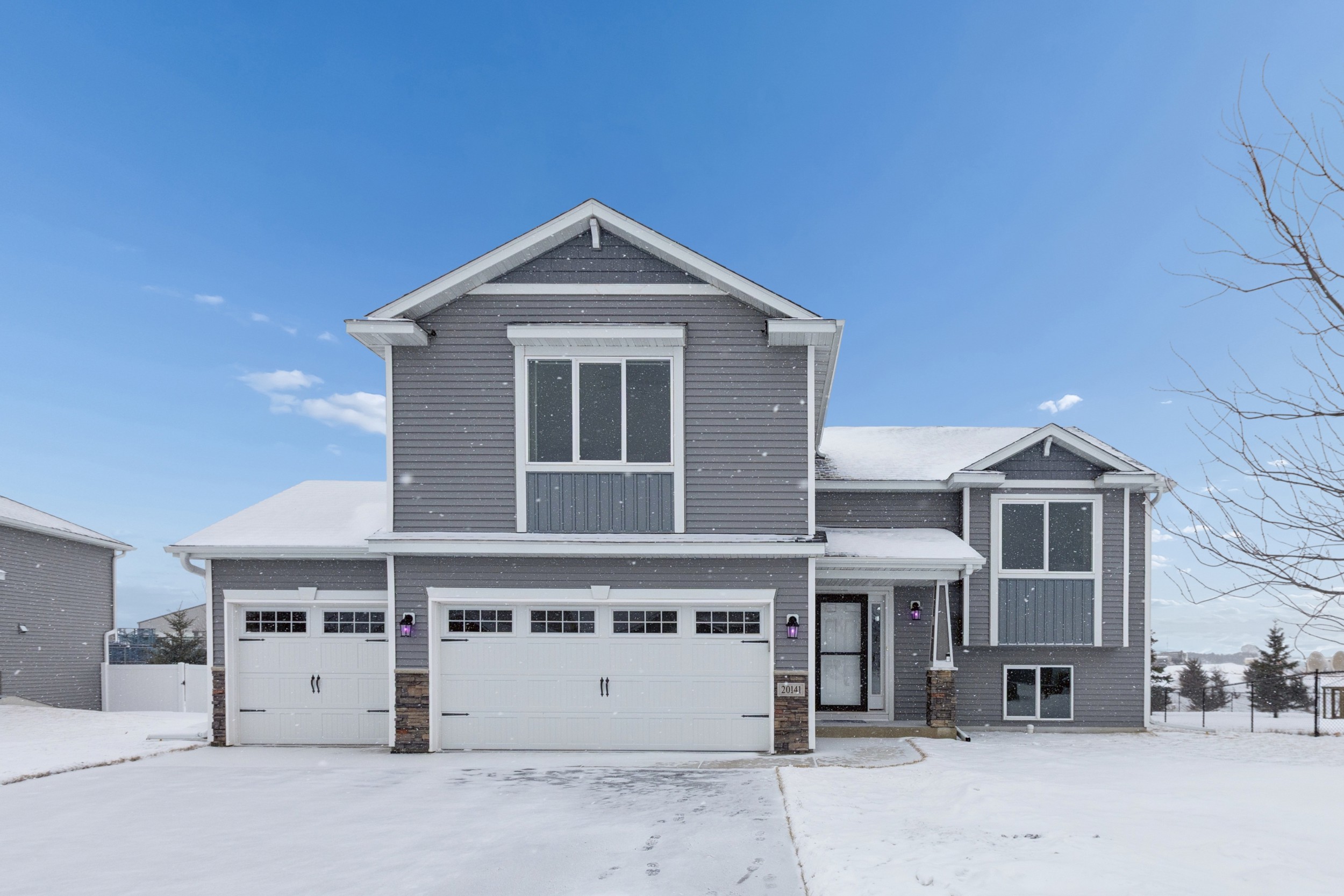 🏡 New Listing in Big Lake, MN – Open House Saturday 12–2 PM header image.
