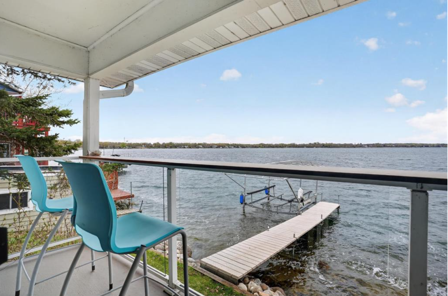 What $550,000 Gets You on Lake Pulaski in Buffalo, MN header image.