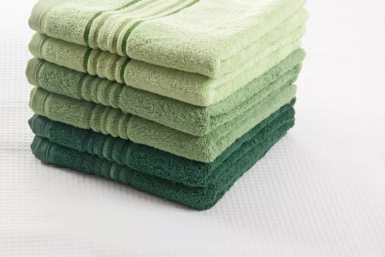 How to Keep Towels Soft and Fluffy—No Matter How Many Times You Wash Them header image.