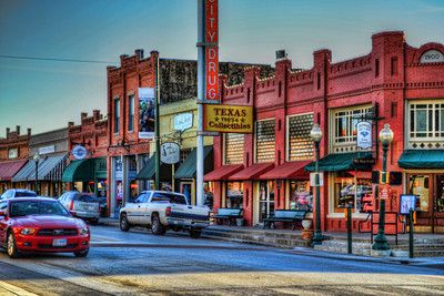 Spotlight On: The Glades, Grapevine header image.