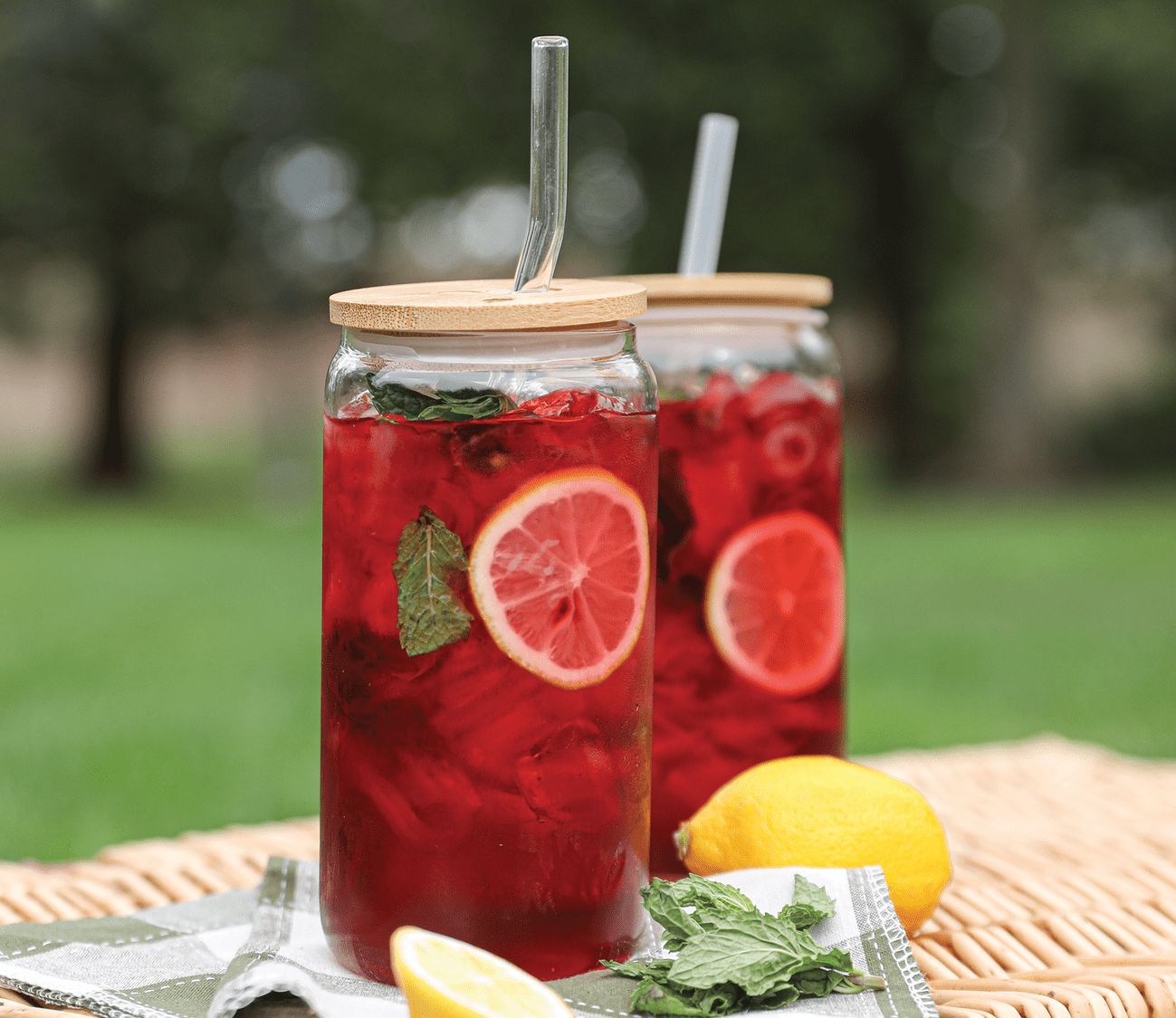 Elevate Your Next Outdoor Gathering with These Easy Summer Picnic Food Ideas header image.