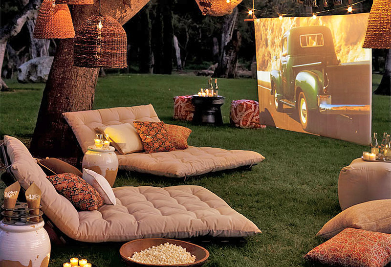 Backyard Ideas for Fall Family Activities header image.