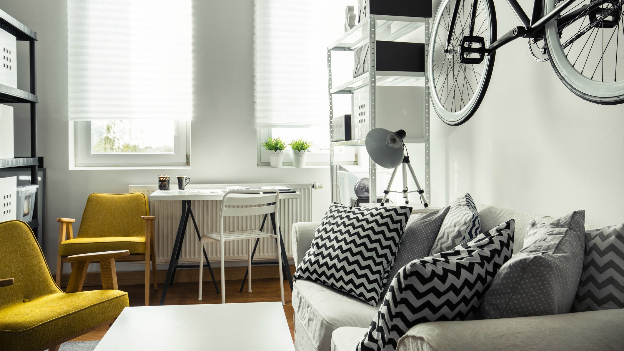 How to Make a Small Room Look Bigger: 25 Tips That Work! header image.