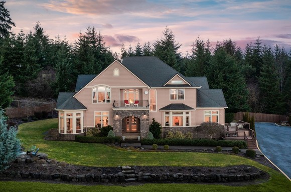 Just Listed – Private Luxurious Adventure Estate with Mt. Views! header image.