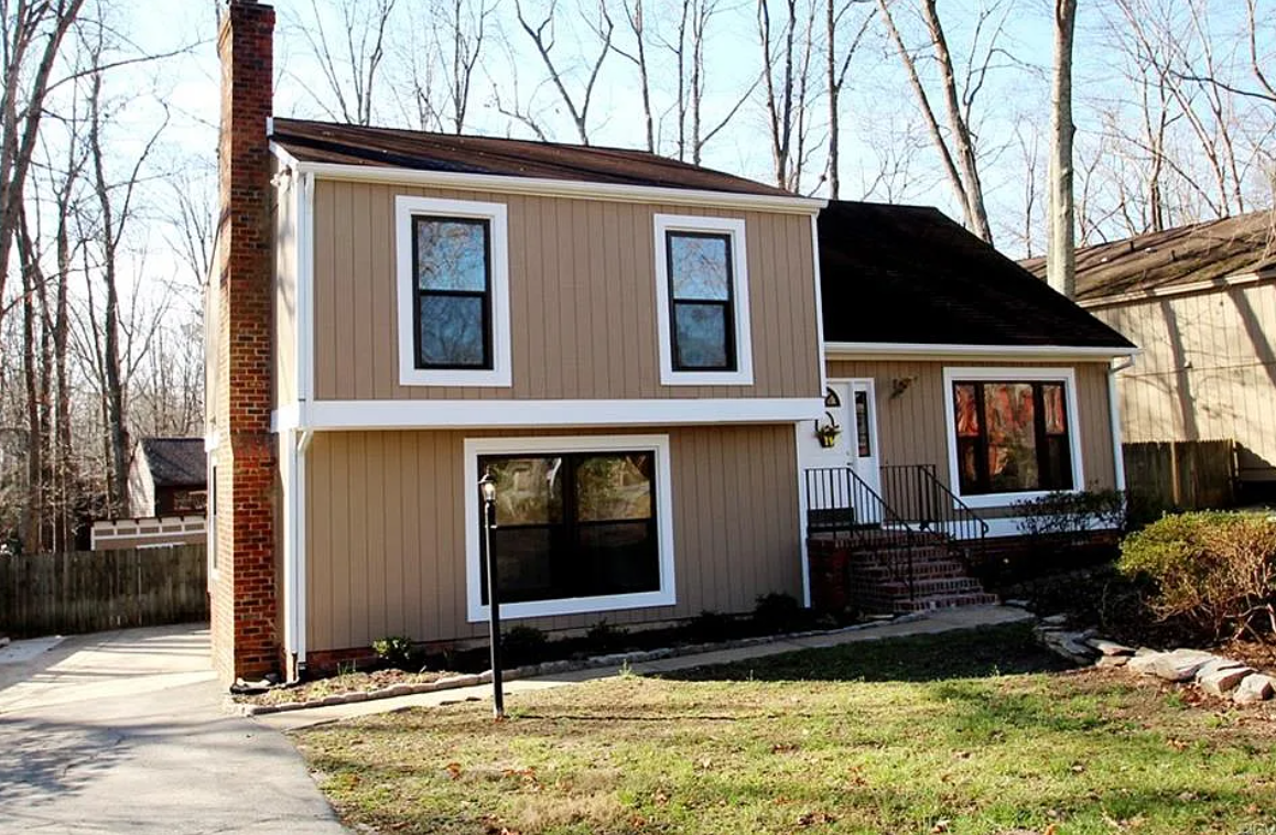 123 street tan house