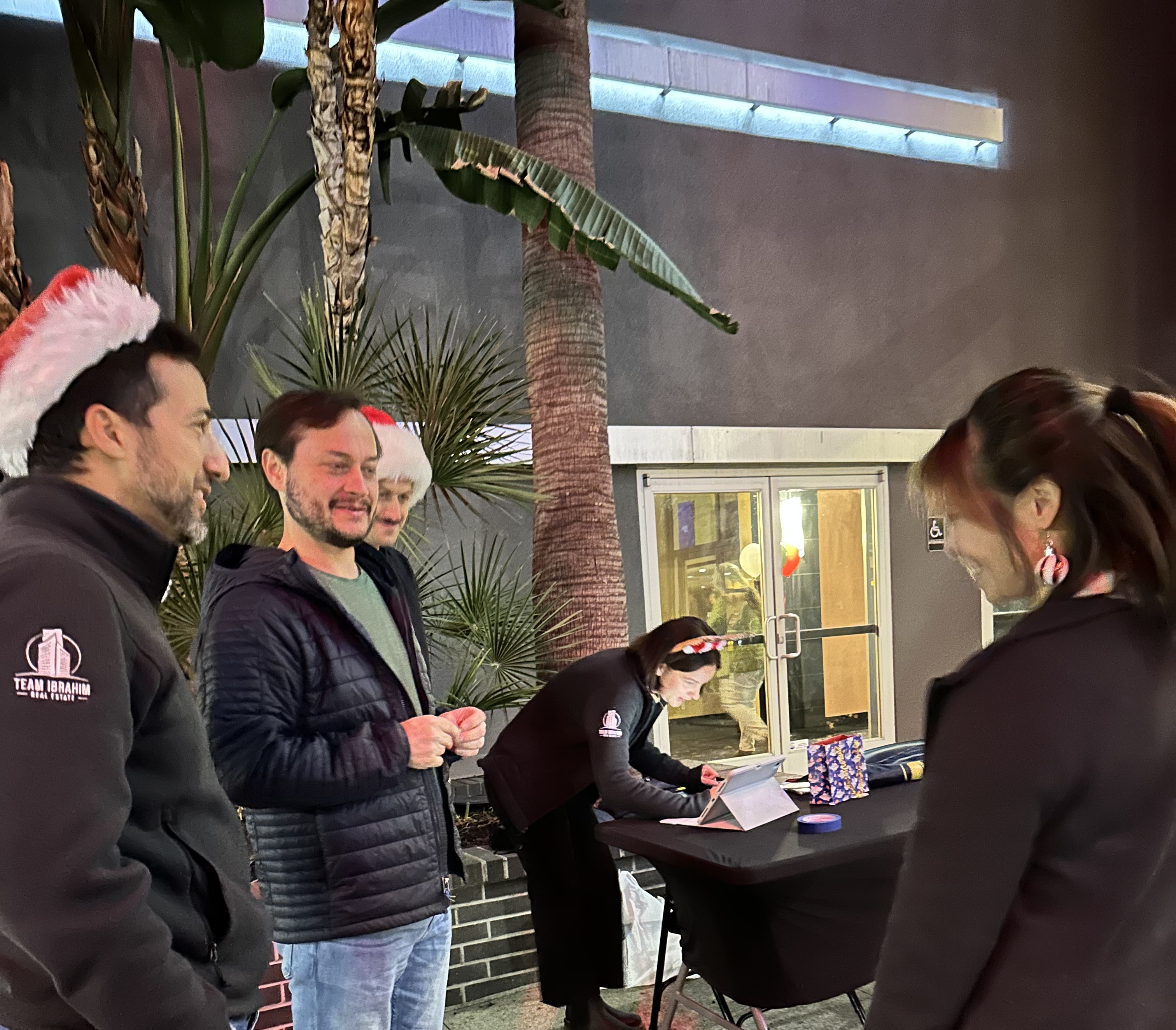 How Our Local Network Gives Glendora Sellers a Competitive Advantage header image.