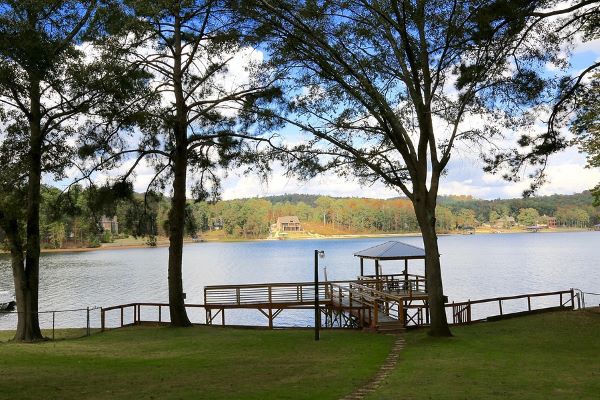 TJG's Guide to Living on Logan Martin Lake & Other Birmingham-Area Lake Communities header image.