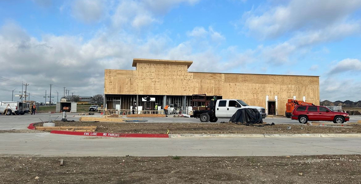 McDonald’s, Chick-fil-A aiming for summer debuts at Harvest Town Center header image.