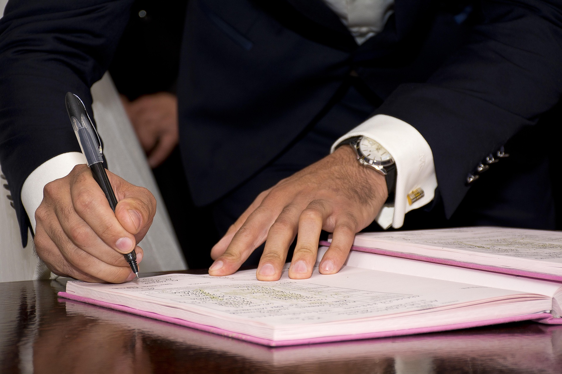 What Happens After Your Offer Is Accepted? Step-by-Step Guide header image.