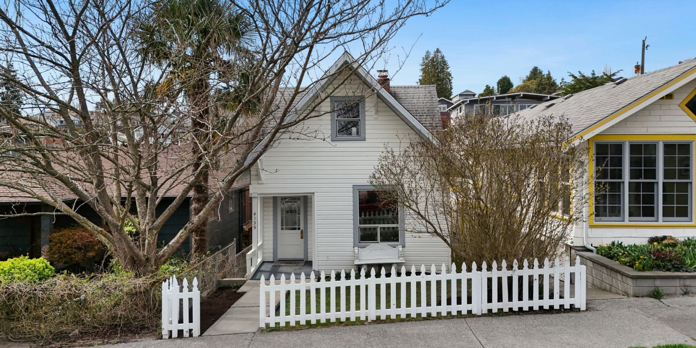 How to Prepare Your West Seattle Home for Sale (Step-by-Step Guide) header image.