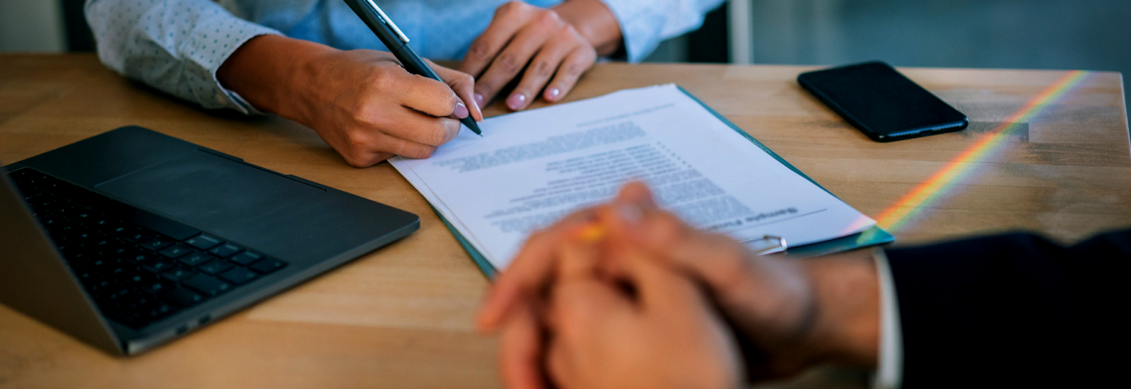 4 Reasons Why You Should Avoid Cosigning header image.