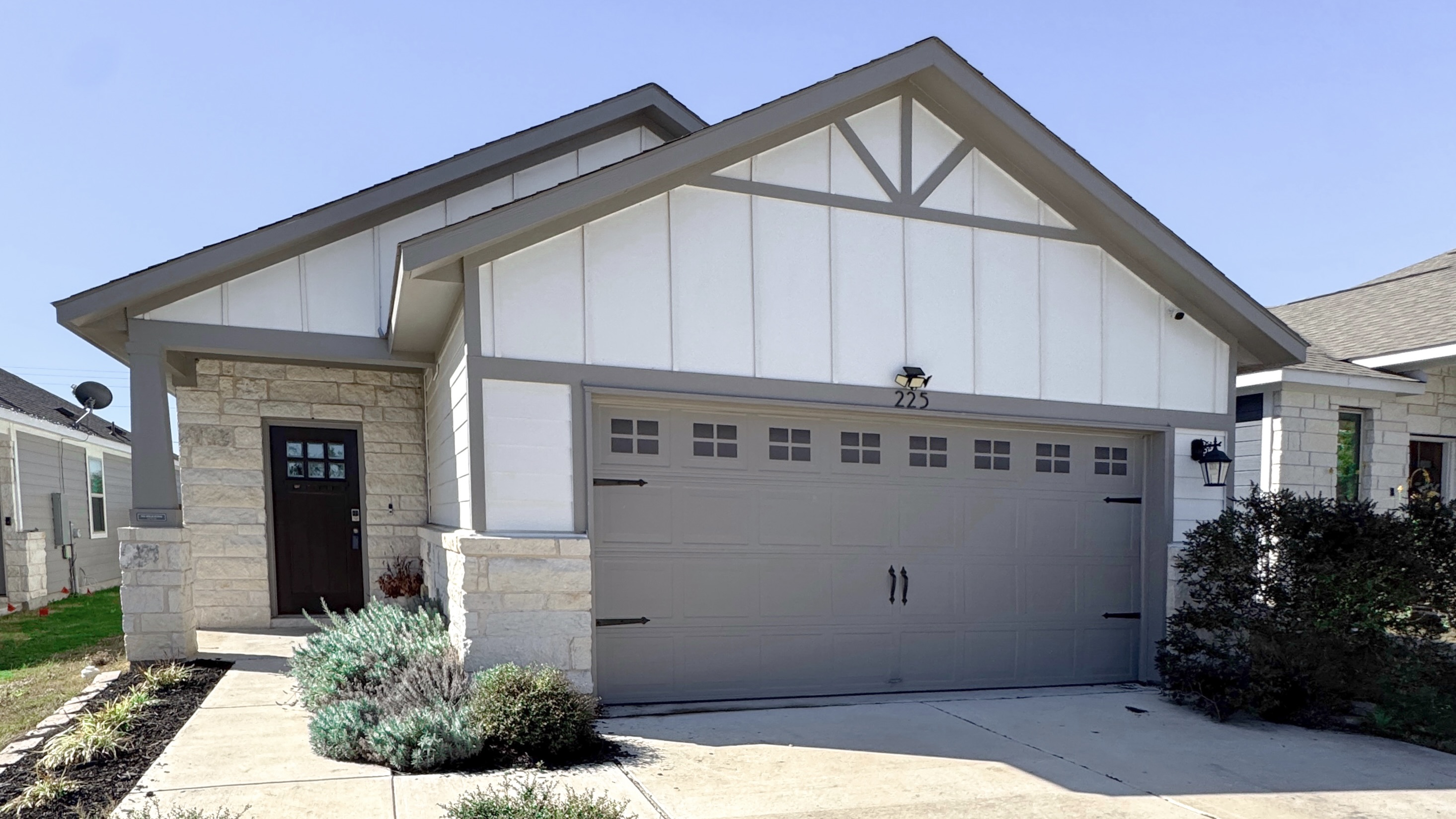 Amazing Ranch Style Home in Jarrell, Texas header image.