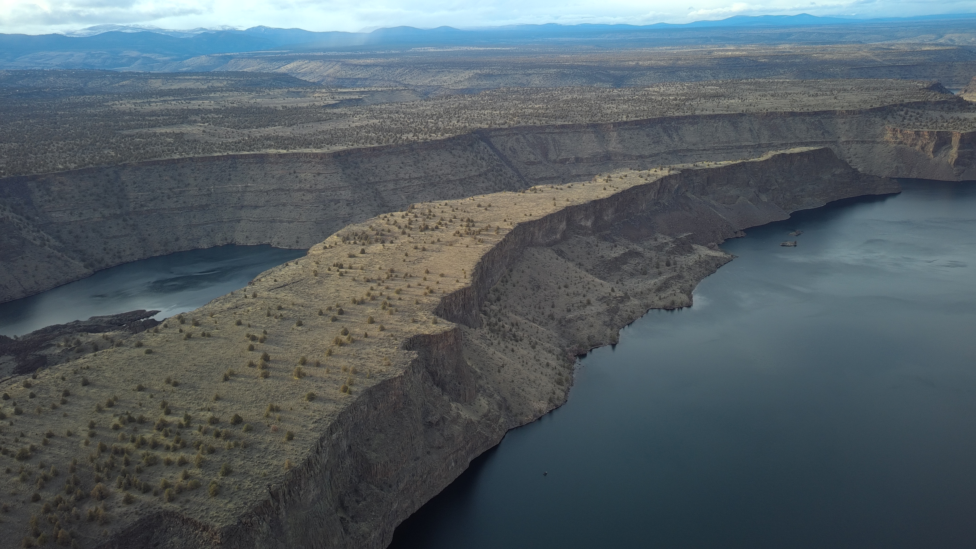 Cove at Palisades: A Breathtaking Expression of Central Oregon Beauty header image.