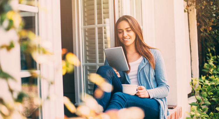 Single Women Are Embracing Homeownership header image.