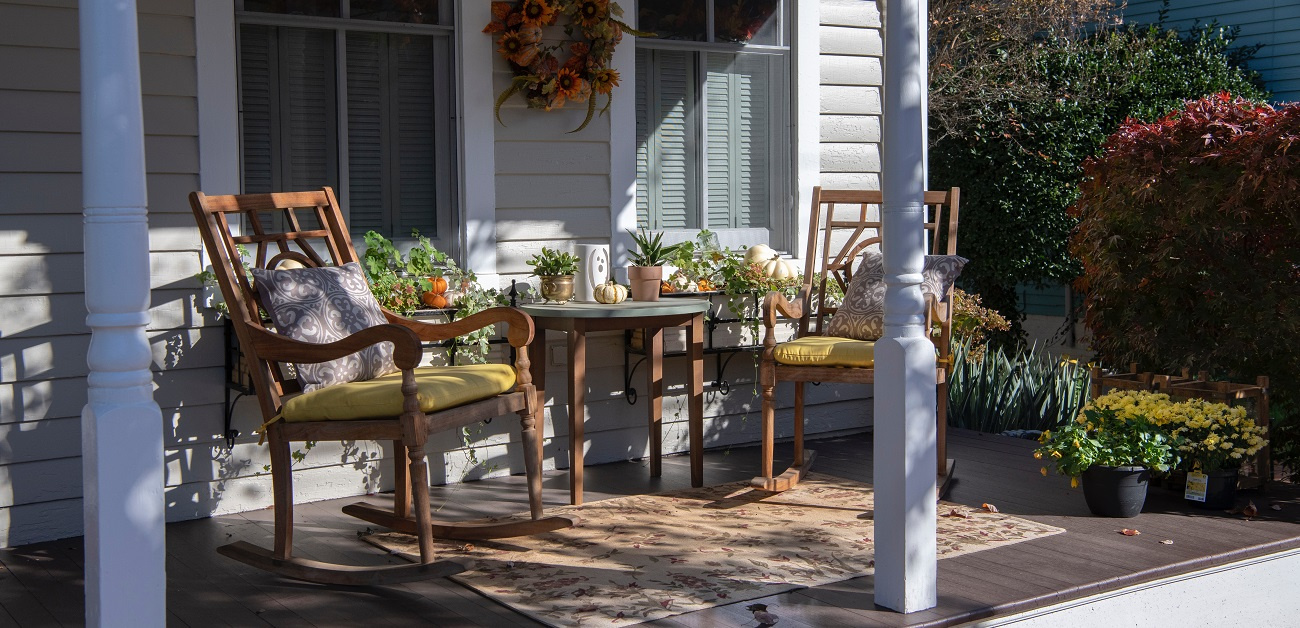 4 Outdoor Home Trends That May Gain Steam in 2021 header image.