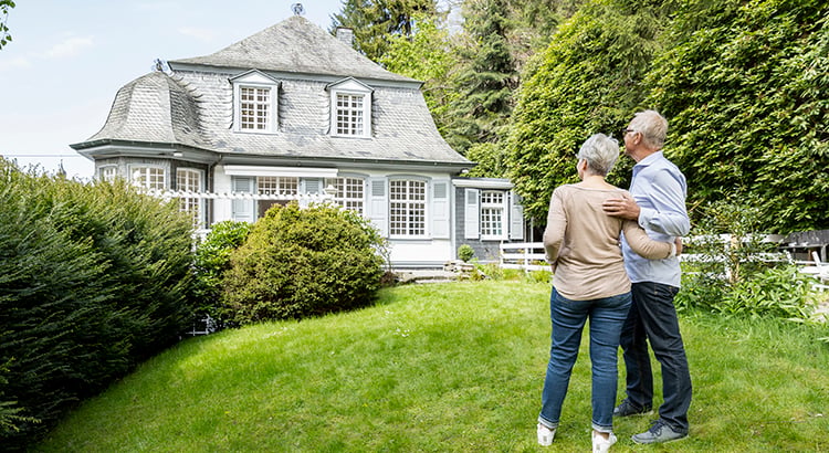 Is It Time To Sell Your Second Home? header image.