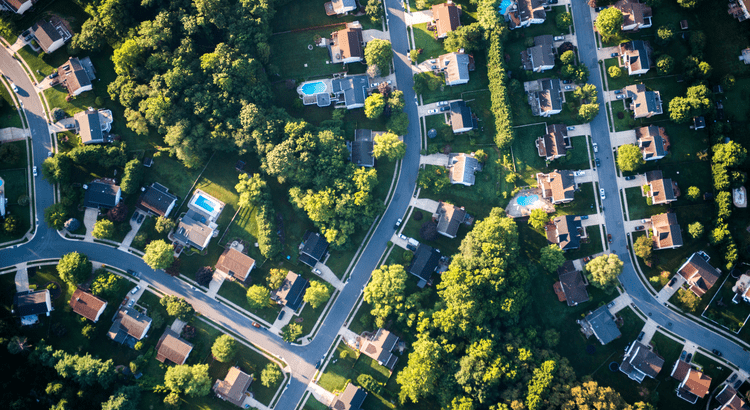 2025 Housing Market Forecasts: What To Expect header image.