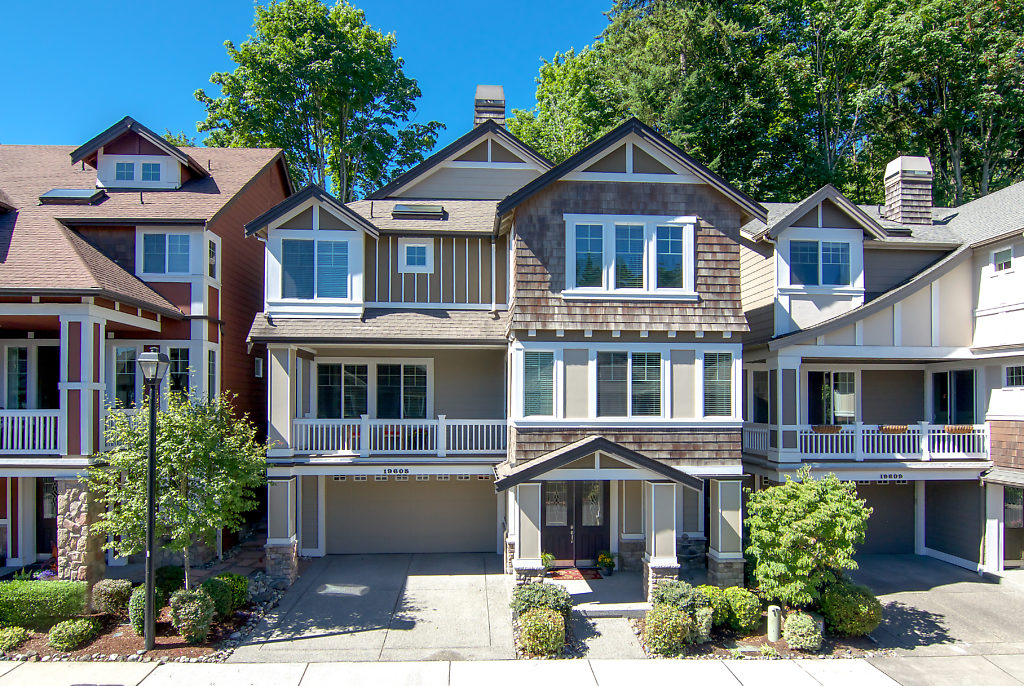 SOLD - Offered at $799,000 - Luxury Bothell Conner Homes Resale header image.