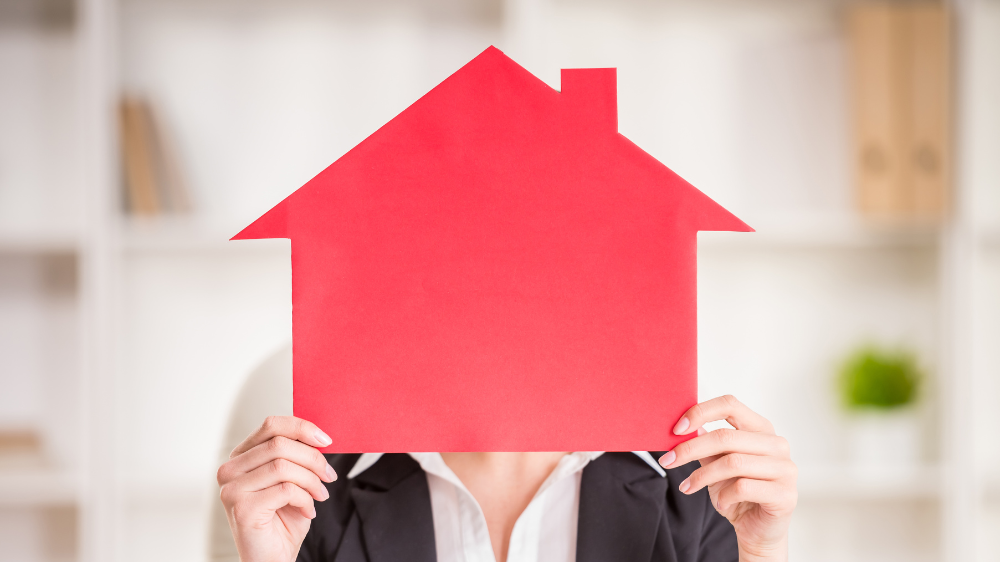 How to Vet Real Estate Agents: What Questions to Ask Before Hiring header image.