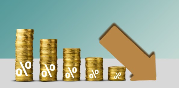 A Bright Outlook: Expecting Lower Interest Rates In 2024! header image.
