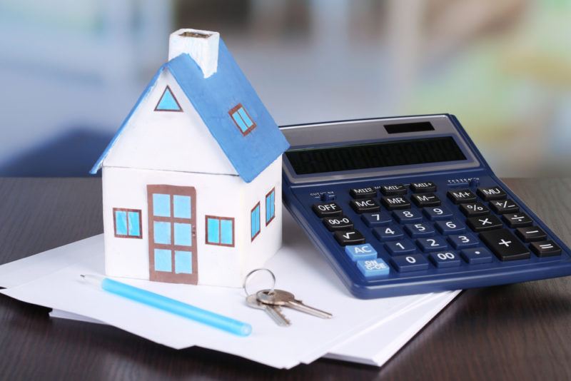What Are The Typical Closing Costs For Buyers In California? header image.