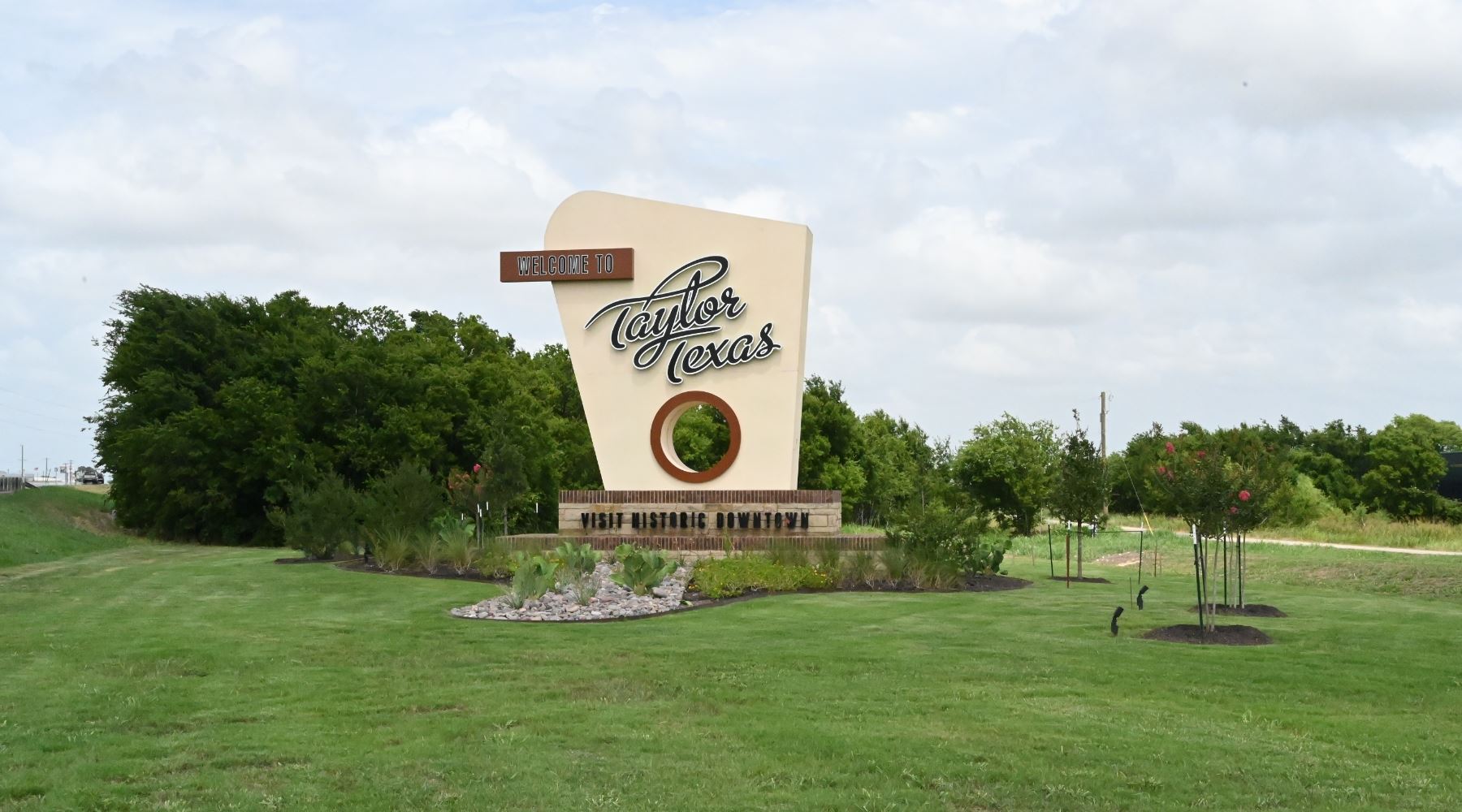 Discover Sunset in Taylor, TX: Small-Town Living with Big Growth Potential header image.